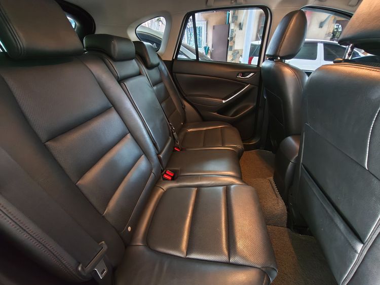 Mazda CX-5 2018 2.0 SP Utility-car เบนซิน ไม่ติดแก๊ส เกียร์อัตโนมัติ ขาว รูปที่ 4