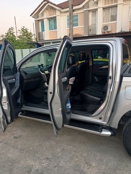 Isuzu D-MAX 2016 1.9 Hi-Lander L Pickup ดีเซล เกียร์ธรรมดา บรอนซ์เงิน รูปที่ 2