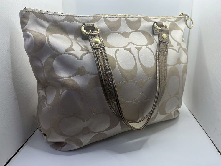 Coach POPPY Glam Gold Signature Tote ปี 2013 ของแท้ ( สภาพดีมาก ใช้งานน้อย)  รูปที่ 9