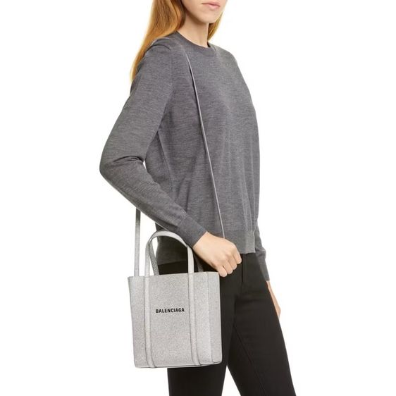 Balenciaga  รูปที่ 8