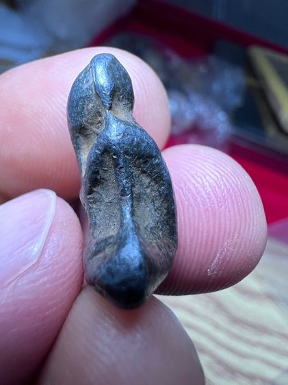 พระปิดตาเนื้อตะกั่วเก่าไม่ทราบที่ รูปที่ 3