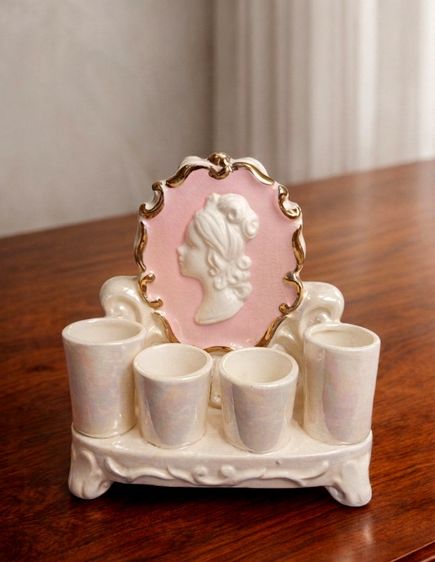Vintage Lipstick Holder 1950s – Ceramic Vanity Japan Pink Cameo ที่วางลิปสติกวินเทจแท้ งานเซรามิกนำเข้าจากญี่ปุ่น