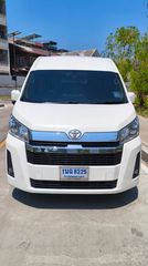 เจ้าของขายเอง Toyota Commuter 2.8 VIP สีขาว สภาพนางฟ้า มี2คัน ปี24 แต่งเต็มเกือบ 3 แสน CCTVดูมือถือ ประวัติศูนย์โตโยต้า ไม่เคยชนเลย