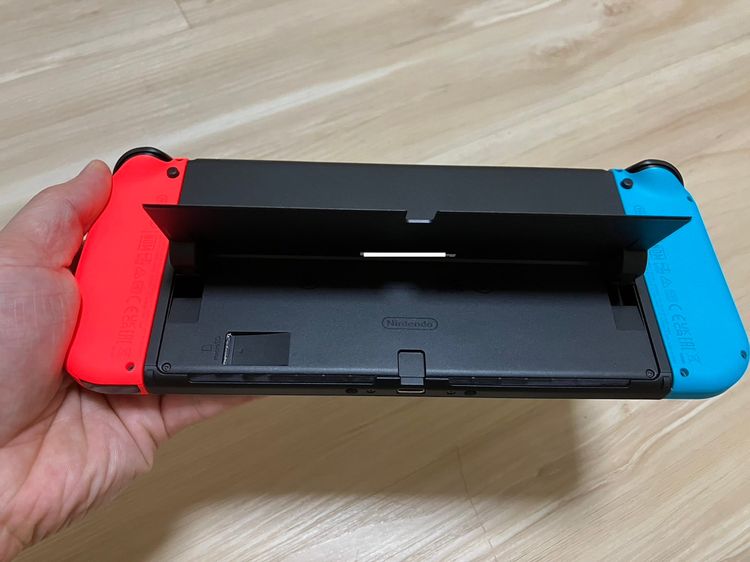 Nintendo Switch OLED Neon Red Blue แบตอึด รูปที่ 9