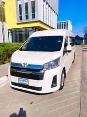เจ้าของขายเอง Toyota Commuter 2.8 VIP สีขาว 11เบาะ สภาพนางฟ้า มี2คัน ปี24 แต่งเต็ม 2แสนกว่า CCTVดูมือถือ ประวัติศูนย์โตโยต้า ไม่เคยชนเลย