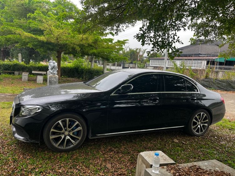 Mercedes-Benz E-Class 2017 E350 Sedan ปลั๊กอินไฮบริด (PHEV) ไม่ติดแก๊ส เกียร์อัตโนมัติ ดำ รูปที่ 3