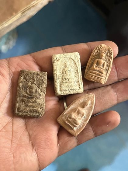 พระยุคเก่า ผงและดิน