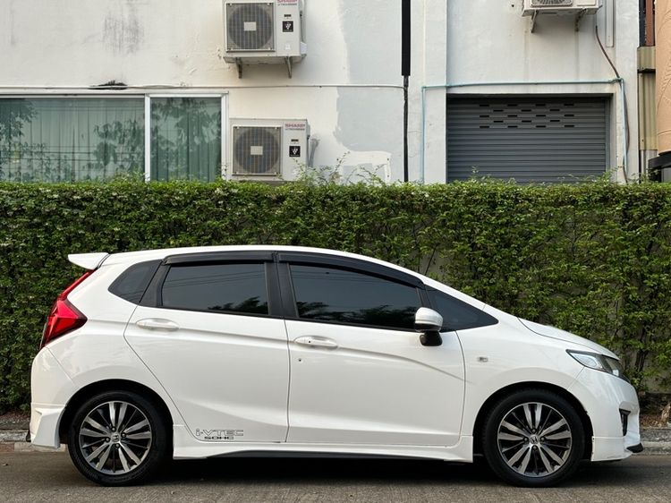 Honda Jazz 2015 1.5 V+ Sedan เบนซิน ไม่ติดแก๊ส เกียร์อัตโนมัติ ขาว รูปที่ 2
