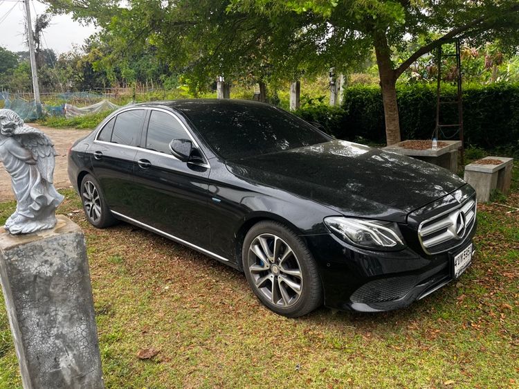 Mercedes-Benz E-Class 2017 E350 Sedan ปลั๊กอินไฮบริด (PHEV) ไม่ติดแก๊ส เกียร์อัตโนมัติ ดำ รูปที่ 2