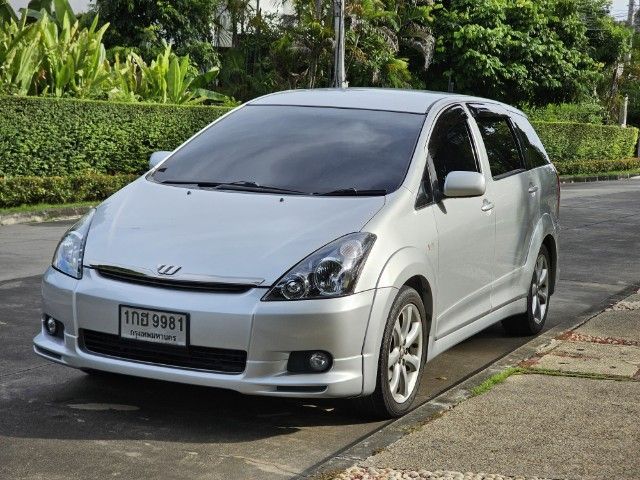 Toyota Wish 2004 2.0 Q Utility-car เบนซิน เกียร์อัตโนมัติ บรอนซ์เงิน รูปที่ 2