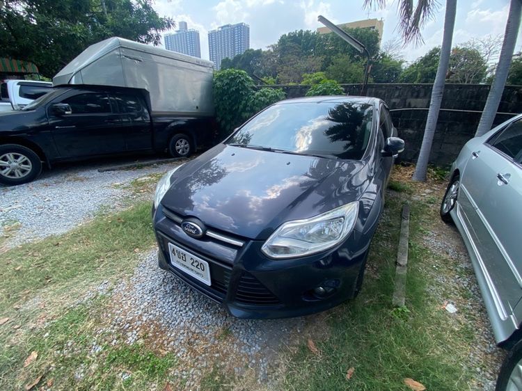 Ford Focus 2013 1.6 Ambiente เบนซิน ไม่ติดแก๊ส เกียร์อัตโนมัติ เทา รูปที่ 3