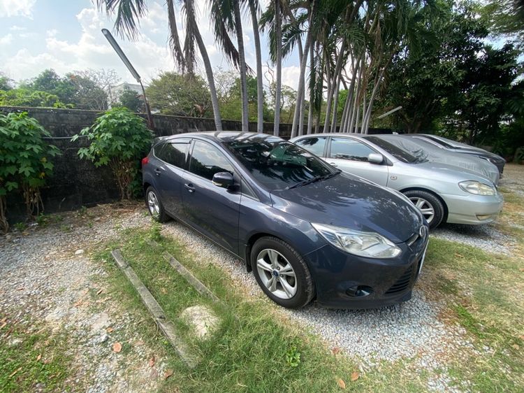 Ford Focus 2013 1.6 Ambiente เบนซิน ไม่ติดแก๊ส เกียร์อัตโนมัติ เทา รูปที่ 2