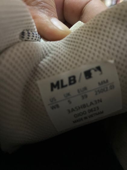 รองเท้าMLB แท้ รูปที่ 2