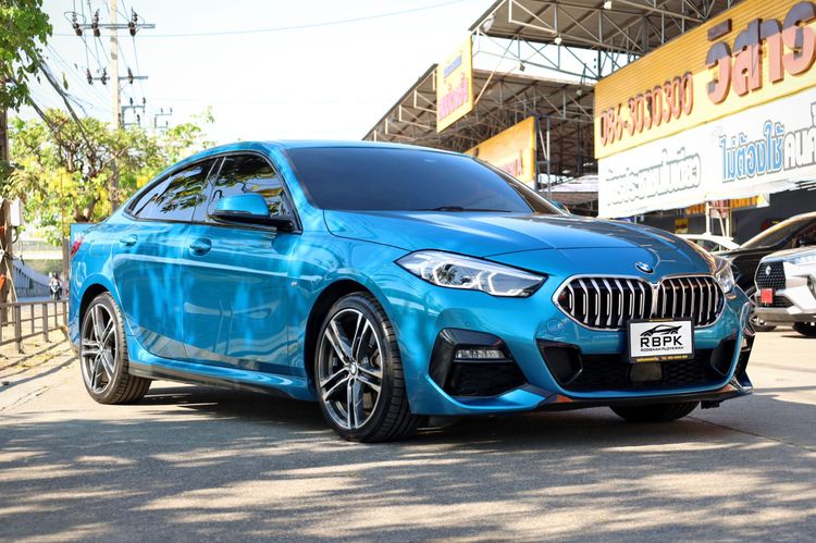 BMW Series 2 2021 220i Sedan เบนซิน ไม่ติดแก๊ส เกียร์อัตโนมัติ ฟ้า รูปที่ 4