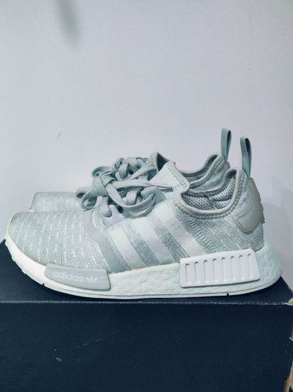 ส่งต่อ Adidas NMD R1 มือสอง แท้100 สี Dash Green (EF4275) สีมิ้นท์ละมุนๆ ครับ 7.5US  24.5cm