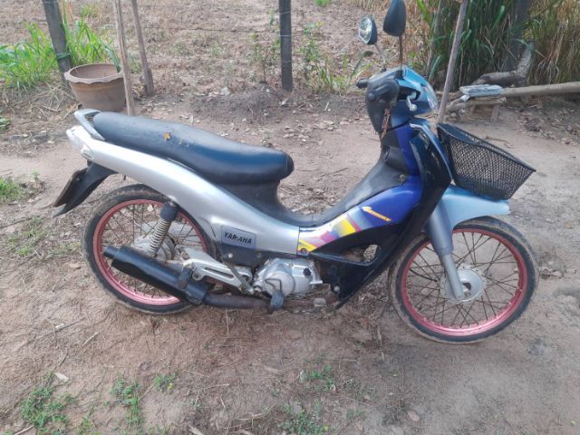 มอไซด์4จังหวะประหยัดขี่ดียี่ห้ยามาฮ่ารุ่นเฟชพร้อมใช้อยู่อุบลวารินชำราบ