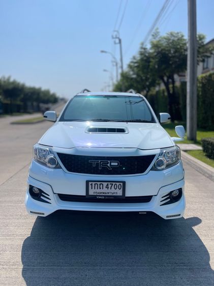 Toyota Fortuner 2013 3.0 TRD Sportivo III 4WD Utility-car ดีเซล ไม่ติดแก๊ส เกียร์อัตโนมัติ ขาว รูปที่ 3