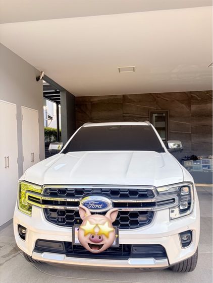 รถ Ford Everest 2.0 Titanium Plus 4WD สี ขาว