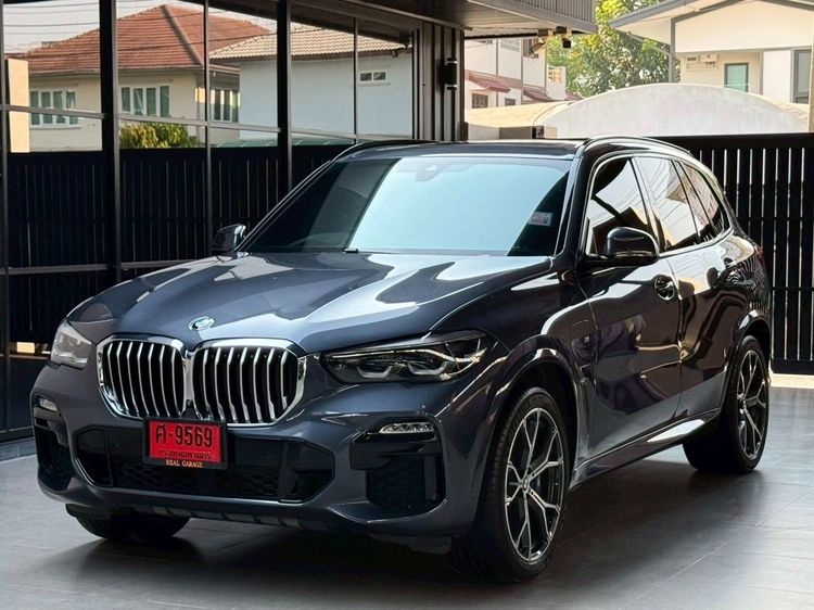 รถ BMW X5 3.0 xDrive45e M Sport 4WD สี เทา