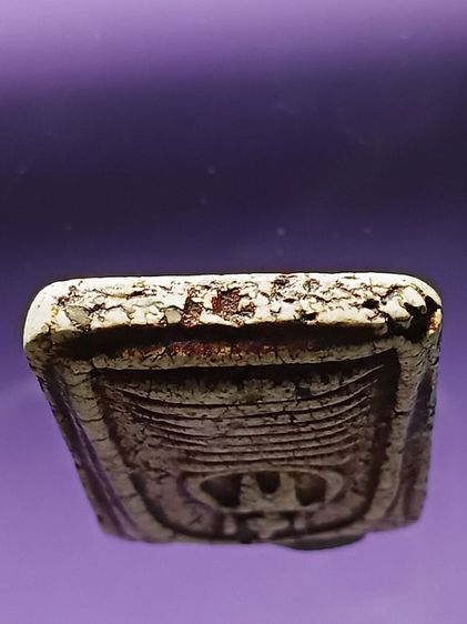 พระสมเด็จวัดเกศไชโย พิมพ์ใหญ่โบราณเก่า สร้างยุคแรก เนื้อแห้งหนึกนุ่มเเกร่งเก่า มีลงรักน้ำเกลี้ยงเก่ามาเเต่เดิม พระเก่าเก็บบ้านคุณตาให้มาครับ รูปที่ 6