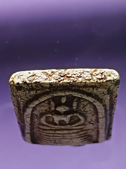 พระสมเด็จวัดเกศไชโย พิมพ์ใหญ่โบราณเก่า สร้างยุคแรก เนื้อแห้งหนึกนุ่มเเกร่งเก่า มีลงรักน้ำเกลี้ยงเก่ามาเเต่เดิม พระเก่าเก็บบ้านคุณตาให้มาครับ รูปที่ 5