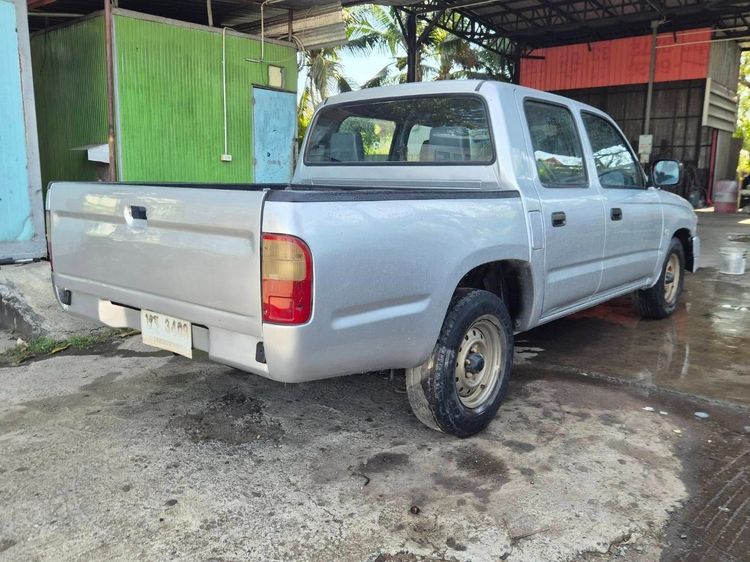 Toyota Hilux Tiger 2003 2.5 GL Pickup ดีเซล ไม่ติดแก๊ส เกียร์ธรรมดา บรอนซ์เงิน รูปที่ 4