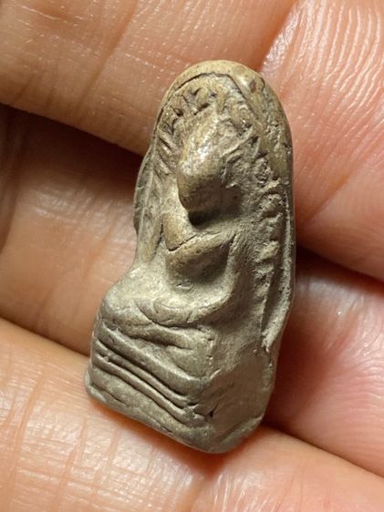 พระรอดเก่า รูปที่ 5