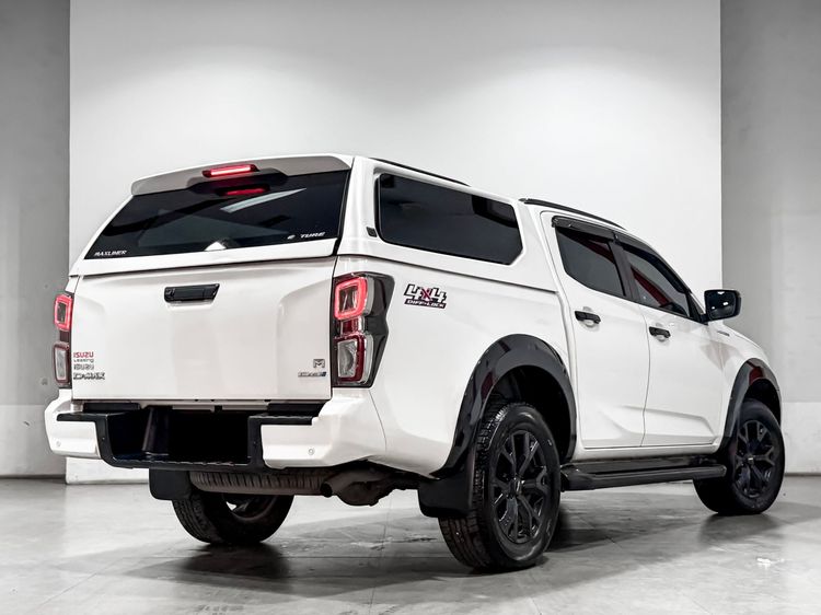 Isuzu D-MAX 2023 3.0 Vcross M 4WD Pickup ดีเซล เกียร์อัตโนมัติ ขาว รูปที่ 3