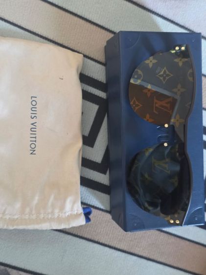 ขายแว่นlv เหมือนใหม่ กล่อง ถุงครบ ช็อปไทย 