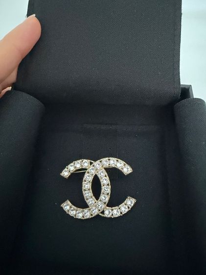 อื่นๆ เข็มกลัดและหมุด เข็มกลัด Chanel Classic CC Brooch 