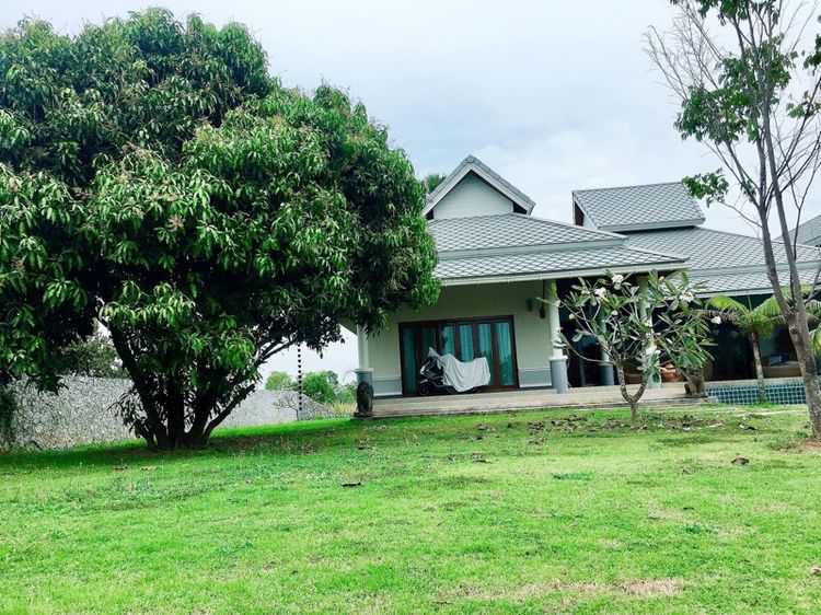 ตกแต่งครบ ขายบ้านเดี่ยวชั้นเดียว2หลัง  มีสระว่ายน้ำ อำเภอเมืองระยอง รูปที่ 2