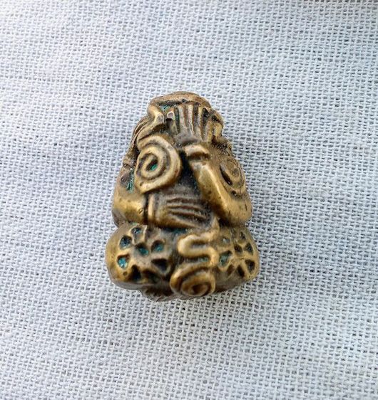 พระปิดตาเมืองใต้ เนื้อสัมฤทธิ์ รูปที่ 4