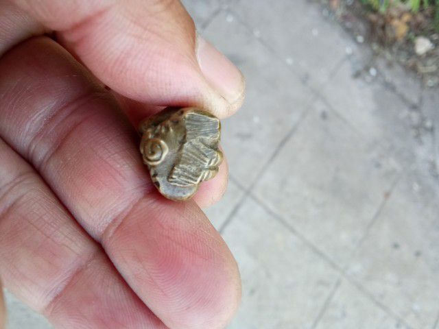 พระปิดตาเมืองใต้ เนื้อสัมฤทธิ์ รูปที่ 5