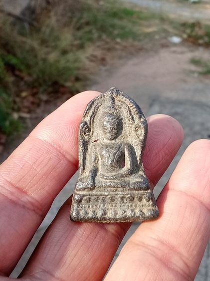  พระชินราชใบเสมา