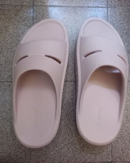 รองเท้า OOFOS รูปที่ 2