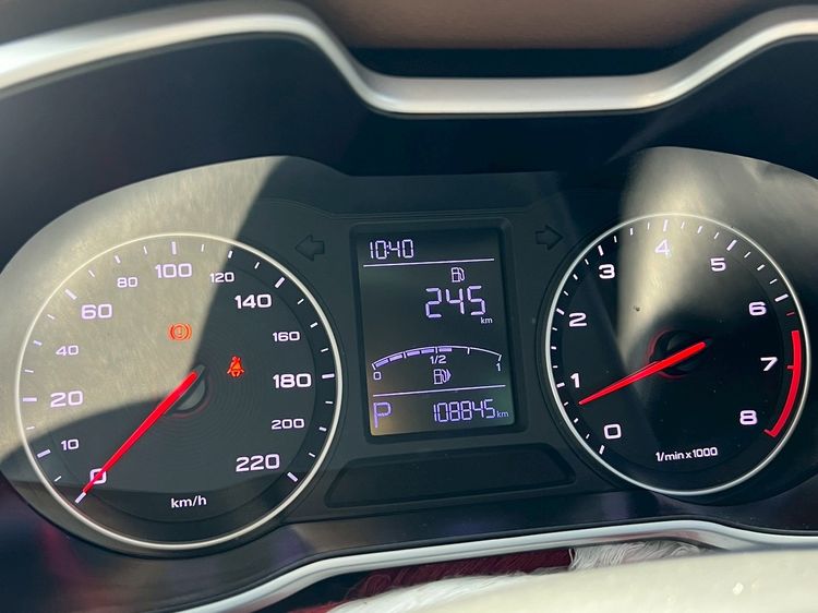 MG ZS 2018 1.5 D Sedan เบนซิน ไม่ติดแก๊ส เกียร์อัตโนมัติ ดำ รูปที่ 2