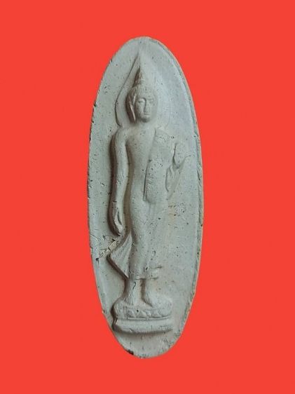 พระ 25 พุทธศตวรรษ เนื้อดิน มีหน้ามีตา พร้อมกล่องเหลืองยุคต้น