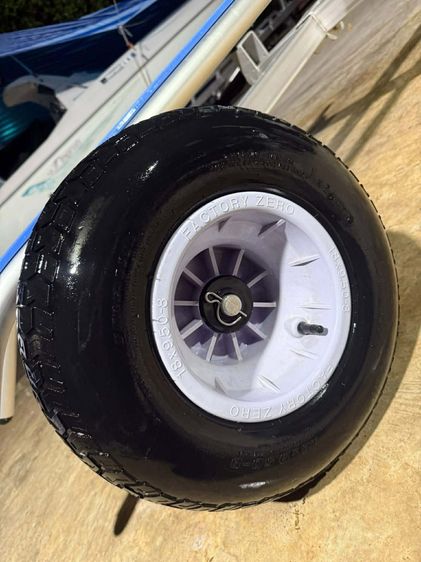 ดอลลี่ใหญ่  factory ล้อหน้าใหญ่ หัวบอล วิ้นดึง ครบๆ มือ2 เหมือนใหม่  ใช้งานได้ดี 