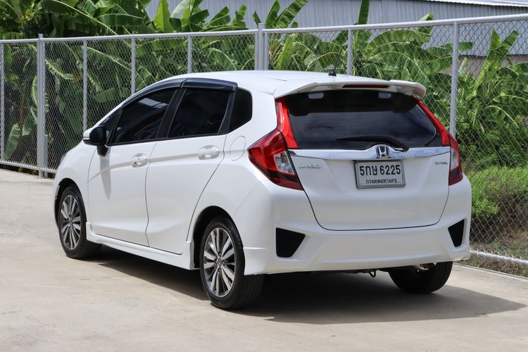 Honda Jazz 2016 1.5 SV Sedan เบนซิน ไม่ติดแก๊ส เกียร์อัตโนมัติ ขาว รูปที่ 4