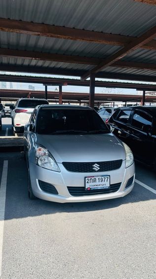 รถ Suzuki Swift 1.2 GA สี บรอนซ์เงิน