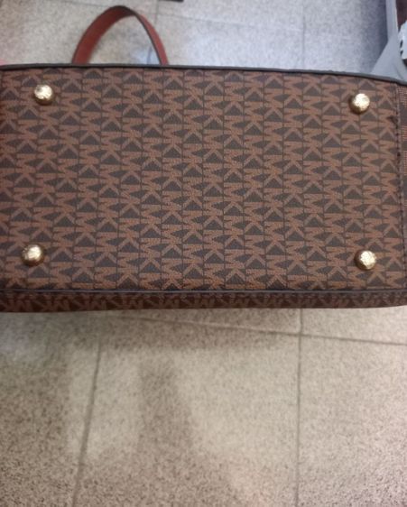 กระเป๋าสะพาย Michale Kors รูปที่ 10