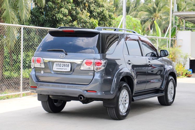 Toyota Fortuner 2013 2.5 G Sedan ดีเซล ไม่ติดแก๊ส เกียร์อัตโนมัติ ดำ รูปที่ 3