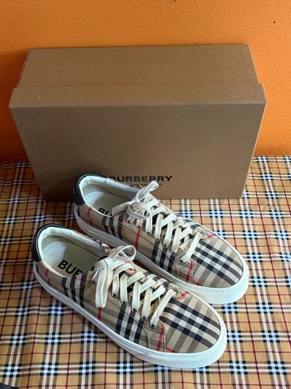 รองเท้า Burberry Men  Sneakers size 41