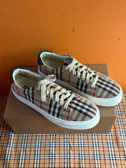 รองเท้า Burberry Men  Sneakers size 41 รูปที่ 2