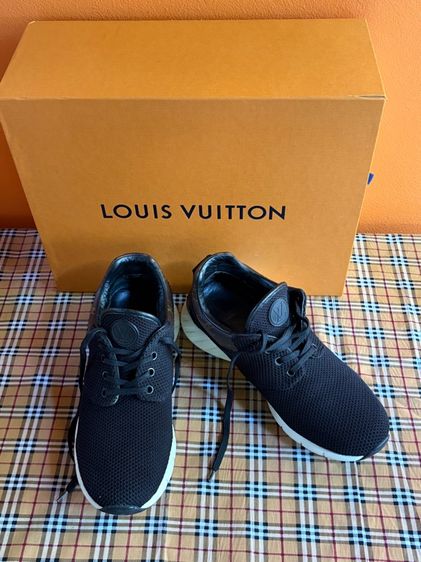 รองเท้า Louis Vuitton Men size 41