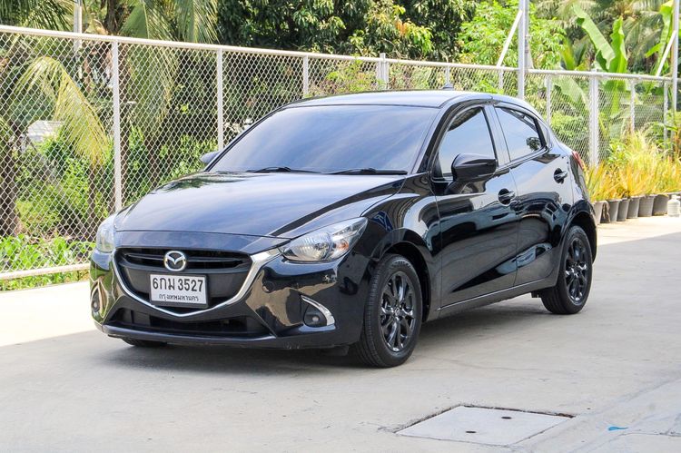 Mazda Mazda 2 2017 1.3 Sports High Connect Sedan เบนซิน ไม่ติดแก๊ส เกียร์อัตโนมัติ ดำ รูปที่ 2