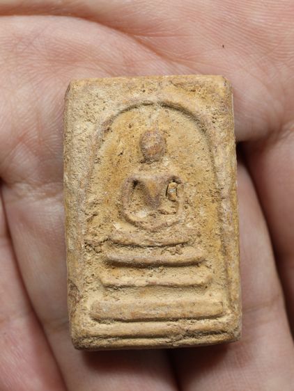 รหัส 053 - พระสมเด็จพิมพ์ใหญ่ วัดระฆังโฆสิตาราม สภาพสวยสมบูรณ์ ไม่แตกไม่บิ่น มวลสารชัดเจน รับประกันตรงปกตามรูปภาพค่ะ รูปที่ 5