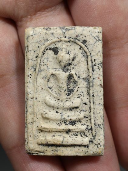 รหัส 072 - พระสมเด็จพิมพ์อกครุฑเศียรบาตร วัดระฆังโฆสิตาราม สภาพสวยสมบูรณ์ ไม่แตกไม่บิ่น มวลสารชัดเจน รับประกันตรงปกตามรูปภาพค่ะ รูปที่ 5