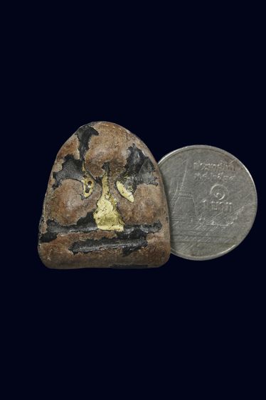 พระปิดตาหลังแบบเนื้อผงหลวงพ่อแก้ว รูปที่ 2