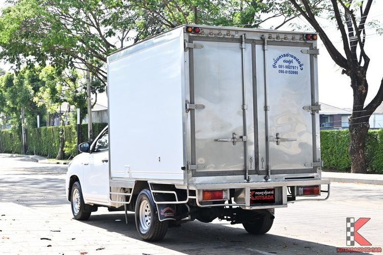Toyota Hilux Revo 2023 2.4 Entry Pickup ดีเซล ไม่ติดแก๊ส เกียร์ธรรมดา ขาว รูปที่ 3